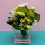 Arranjo de Flores Verdes/Brancas em Vaso - Luv - Imagem 2