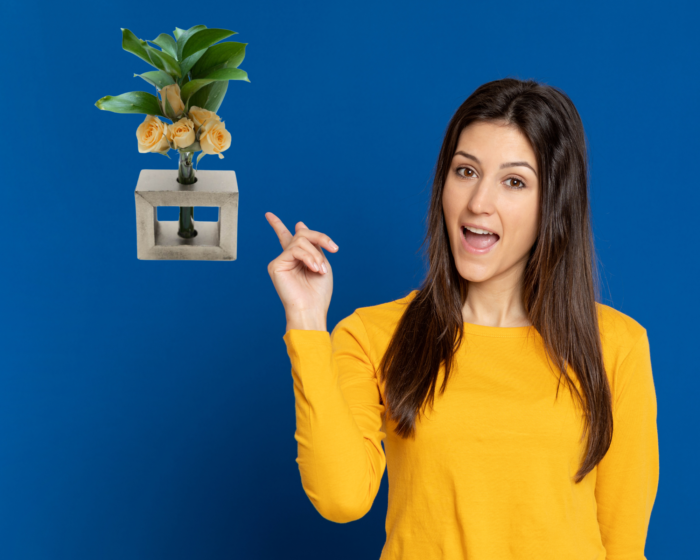 Cubo Dourado com Flores Amarelas - Nicki - Imagem 3