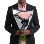 Buquê Lily Rose de rosas cor-de-rosa frescas com embalagem sofisticada preta e branca, laço exclusivo Une Fleur dans la Ville, ideal para presentear com elegância.