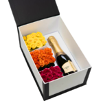 Presente Premium : Flores e Mini-espumante Ideal para declarar seu amor