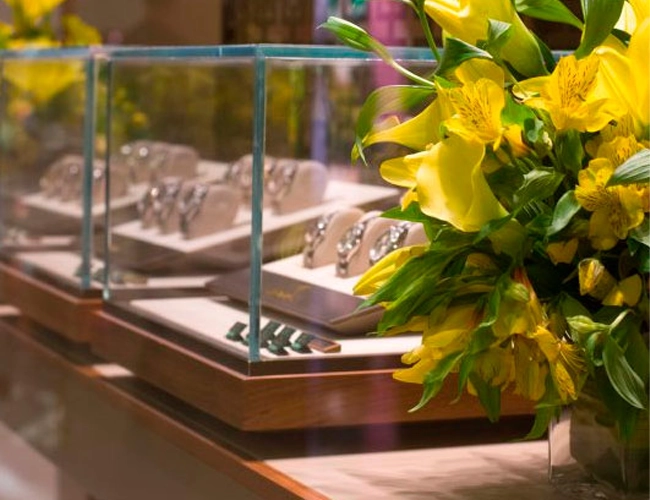 transformando ambientes de trabalho com elegância e sustentabilidade