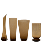 Kit de vasos portugueses em vidro caramelo, ideal para decoração de casa, festas e eventos.