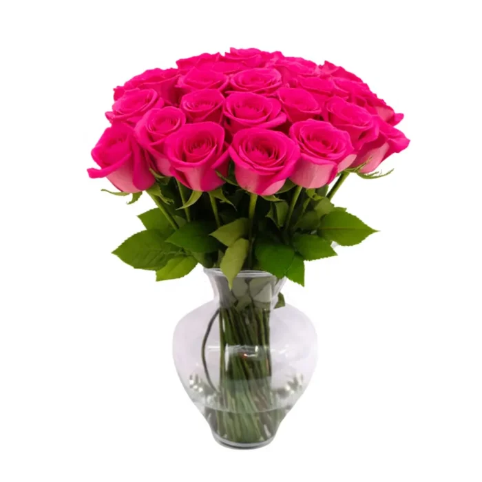 Arranjo de rosas Pink com ruscus em vaso de vidro português Dámaso, modelo Roma, presente sofisticado da Une Fleur dans la Ville.