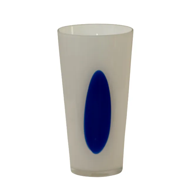 Vaso Polonês Boreal 26 cm VASO BLEU BALTIC - 26CM em vidro polonês branco e azul da Une Fleur dans la Ville.