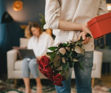 Flores para amor: guia de arranjos para presentes românticos